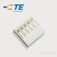 Konektori TE/AMP 1375820-5