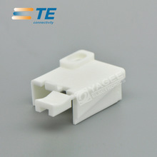 Connector TE/AMP 640716-1